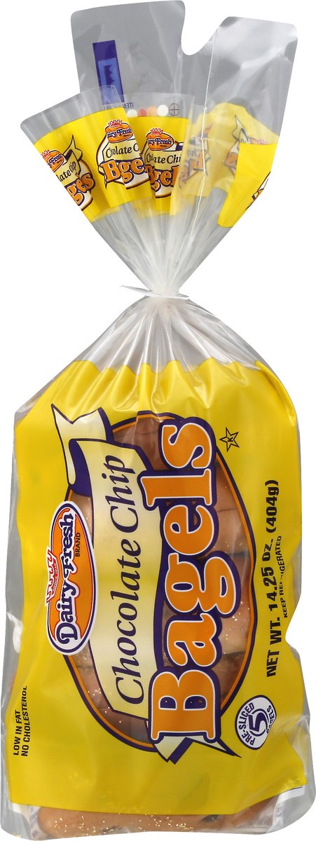 slide 9 of 11, Dairy Fresh Chocolate Chip Bagels 5 ea, 5 ct