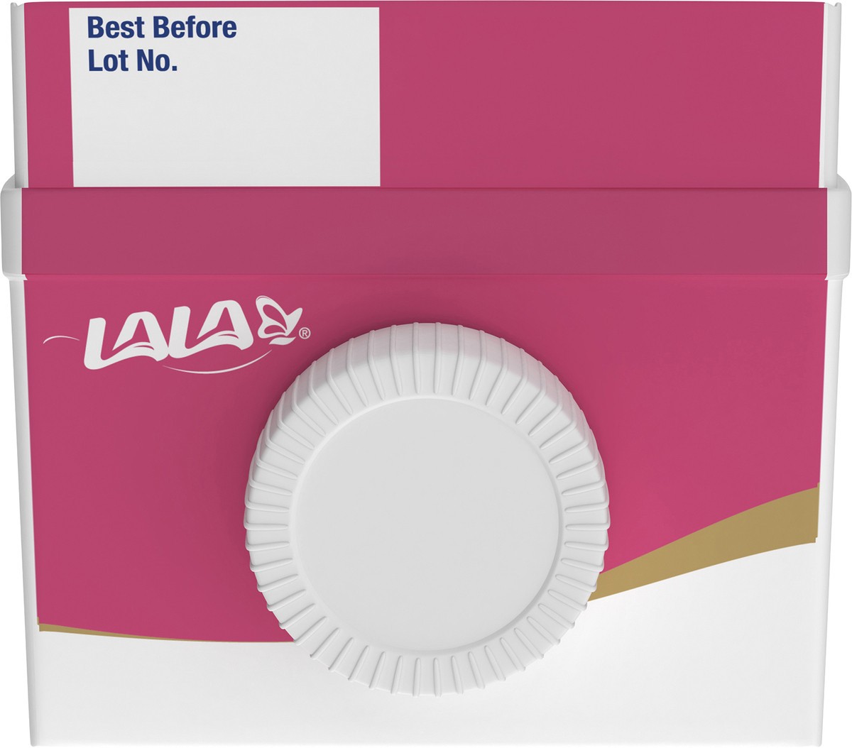 slide 6 of 11, LALA Low Fat Strawberry Milk 1 qt, 1 qt