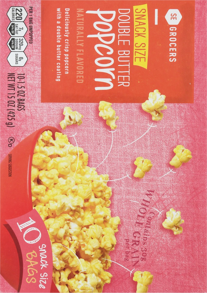 slide 4 of 10, SE Grocers Naturally Flavored Snake Size Double Butter Popcorn - 10 CT, 10 ct