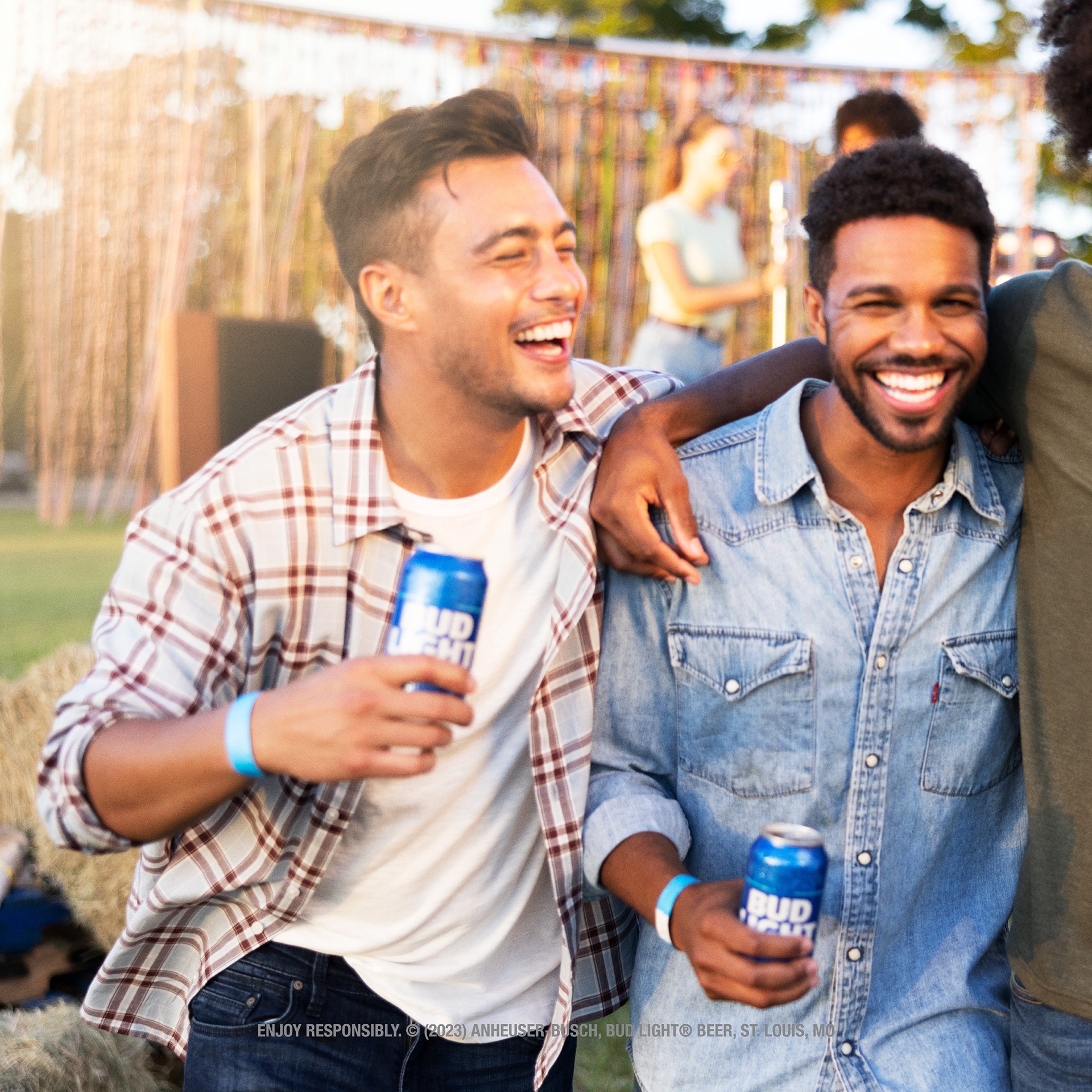 slide 3 of 8, Bud Light Beer, Mini 7.5 Ounce Can, 24 Pack, 7.5 oz