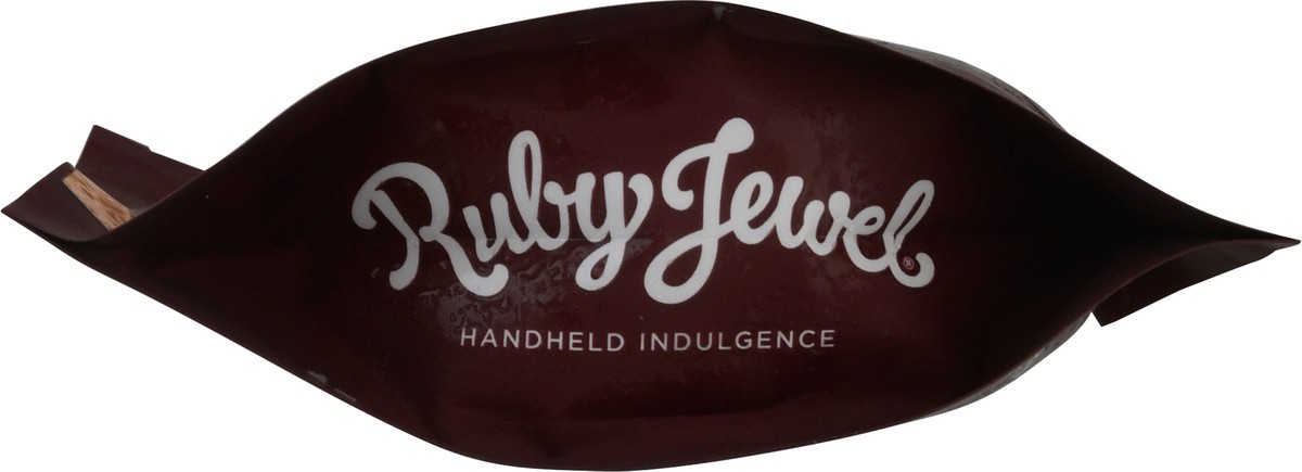 slide 5 of 12, Ruby Jewel Campfire S'mores Ice Cream Sandwich 5.25 fl oz, 5.25 fl oz