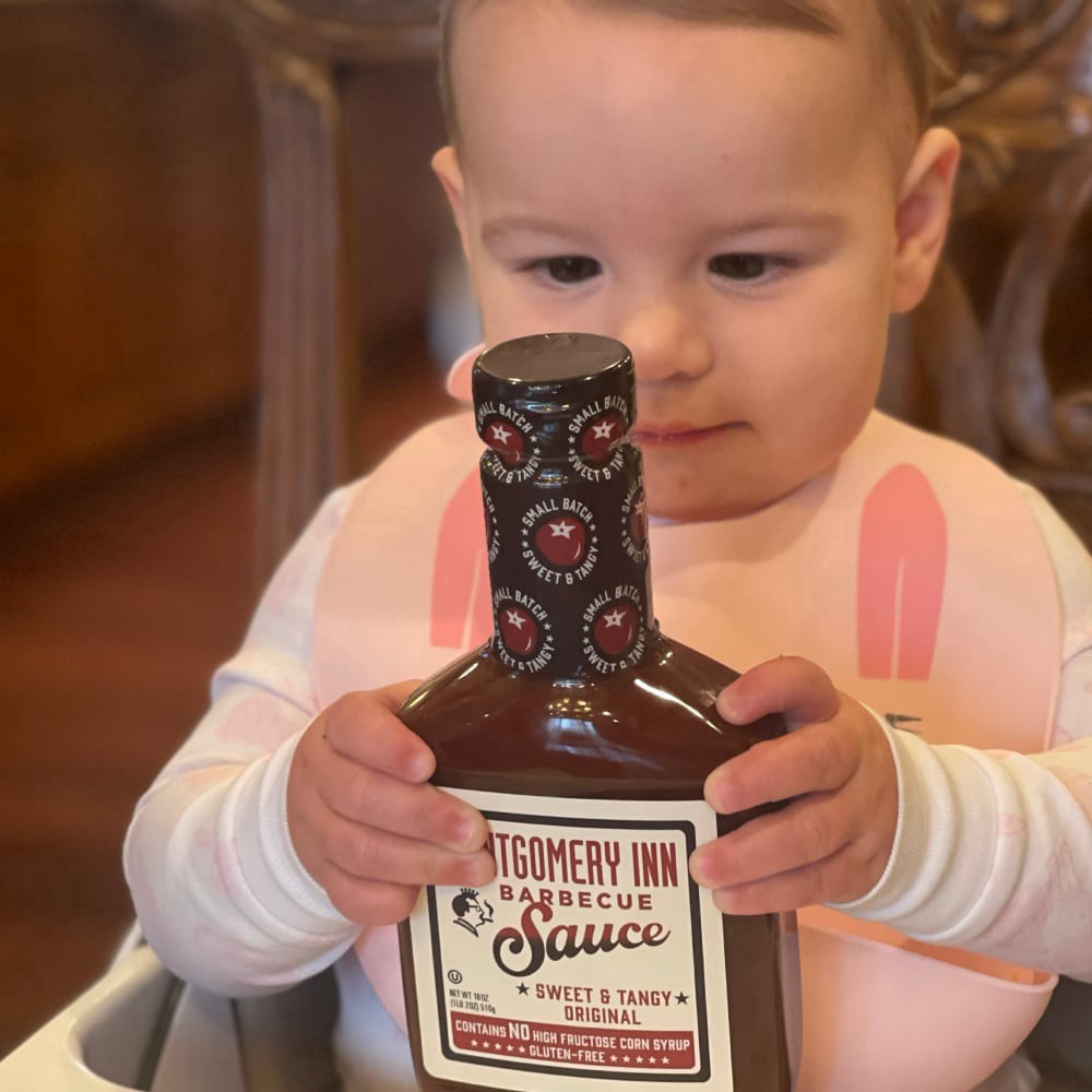 slide 4 of 6, Montgomery Inn Sweet & Tangy Original Barbecue Sauce, 40 oz