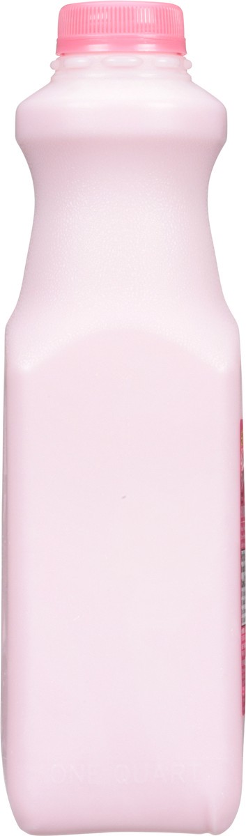slide 2 of 14, Prairie Farms Premium Strawberry Milk 1 qt, 1 qt