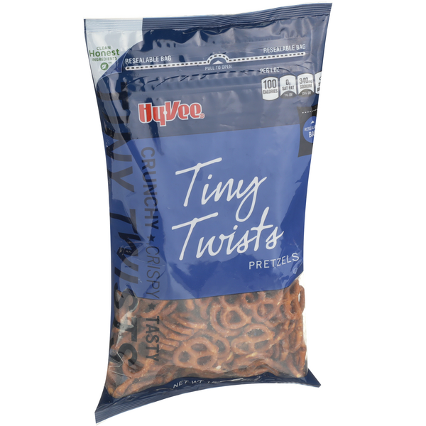 slide 1 of 1, Hy-Vee Tiny Twists Pretzels, 15 oz