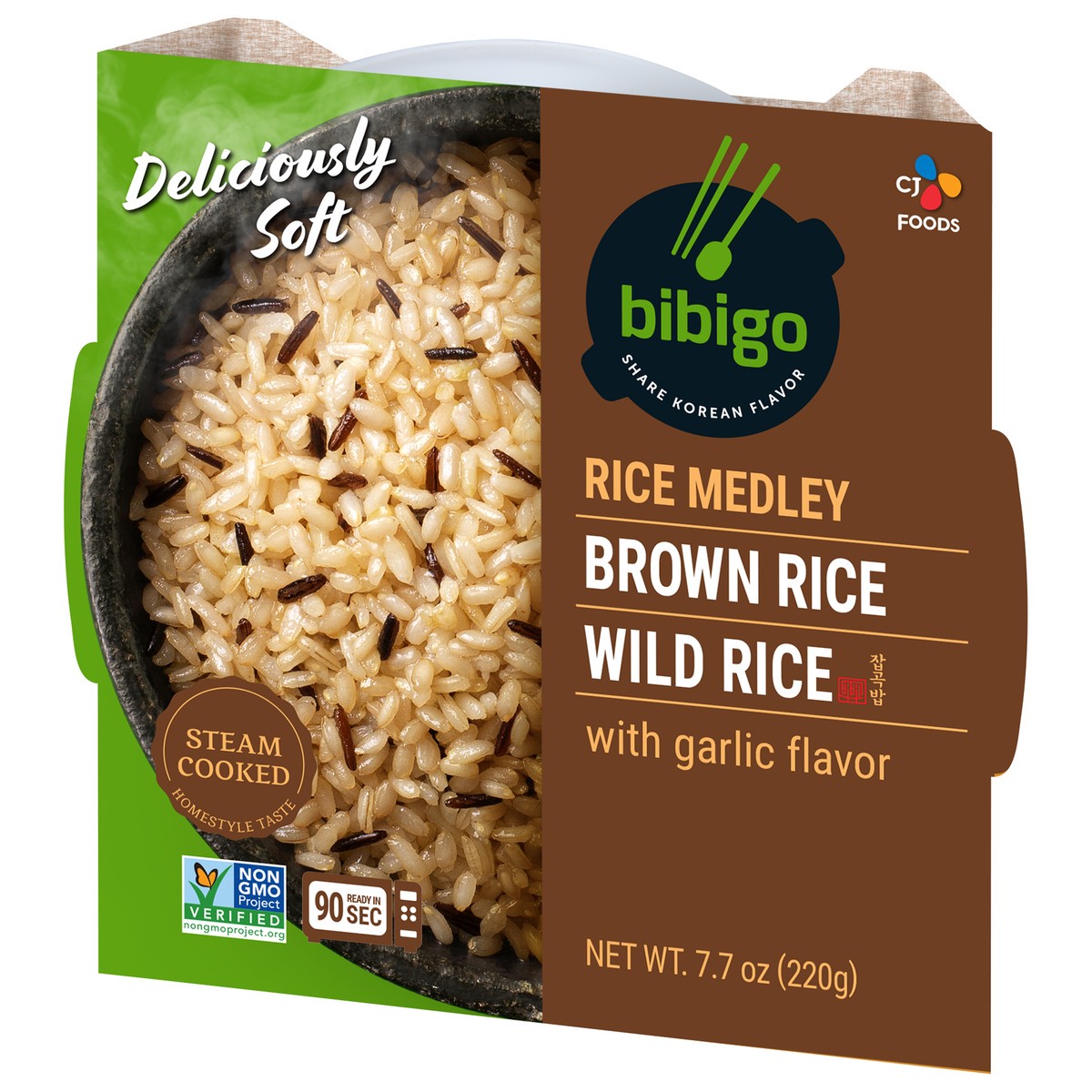 slide 3 of 9, Bibigo Brown Rice Wild Rice With Garlic Flavor, 7.7 oz