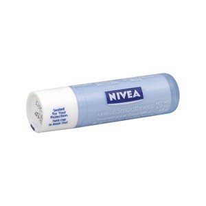 slide 1 of 1, Nivea A Kiss Of Moisture Hydrating Lip Care SPF 4, 0.17 oz; 4.8 gram