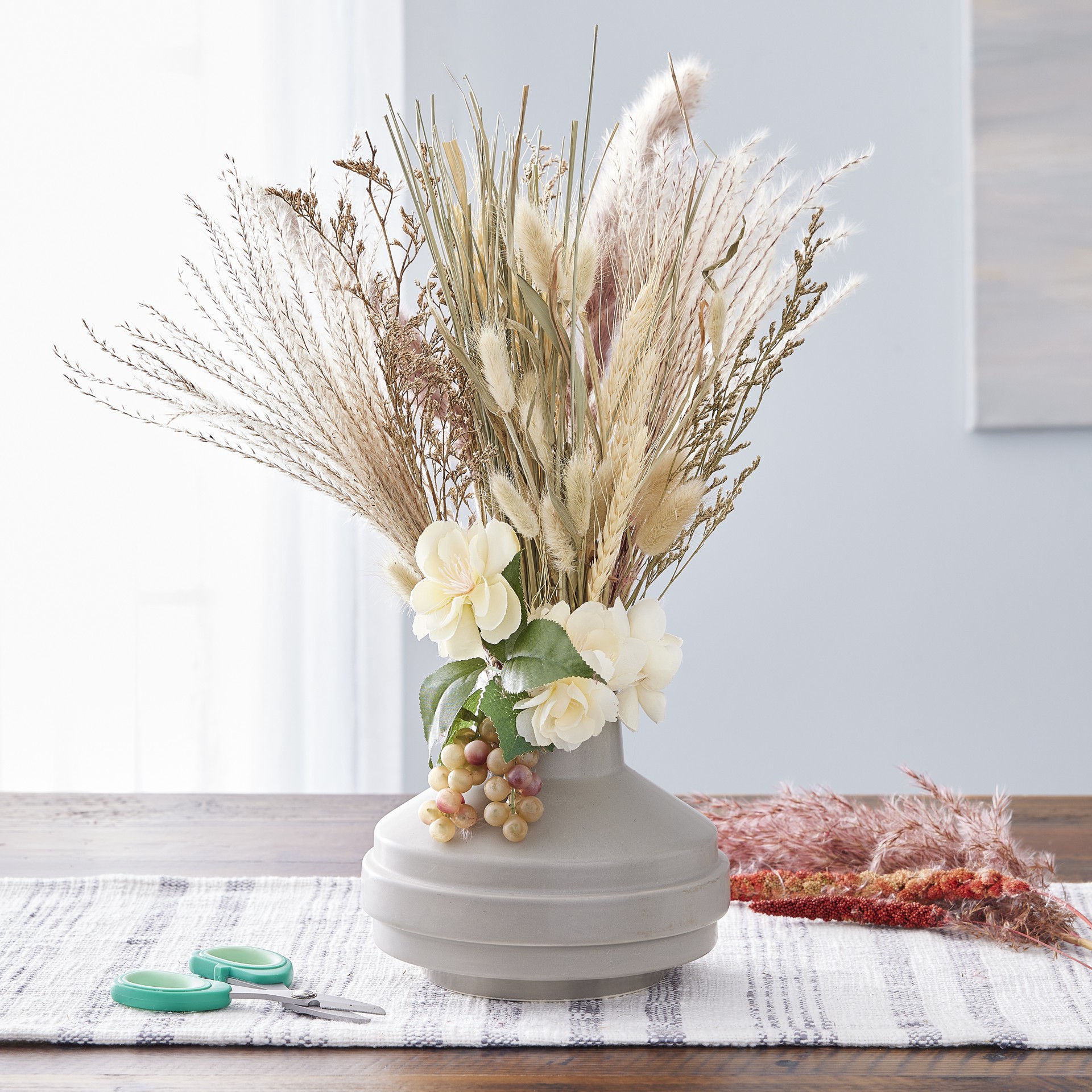 slide 4 of 4, Brown Natural Bouquet By Ashland, 19 in