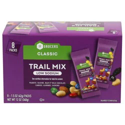 SE Grocers Classic Trail Mix 8 Pack
