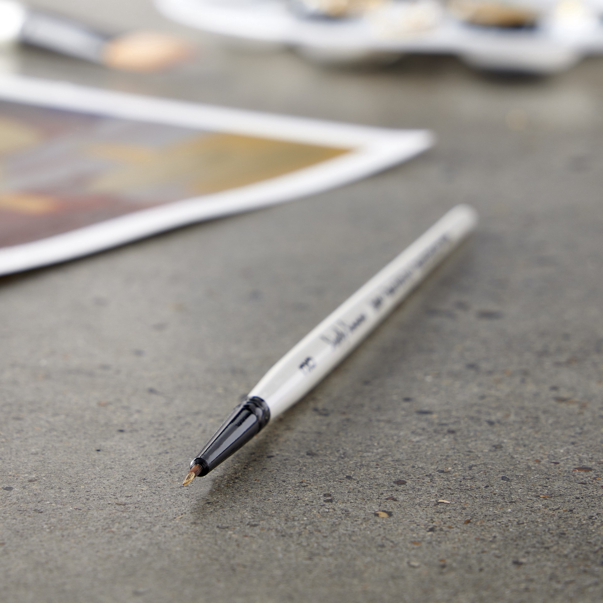 slide 2 of 2, Daler-Rowney Simply Simmons Short Handle Spotter Brush, 3/0