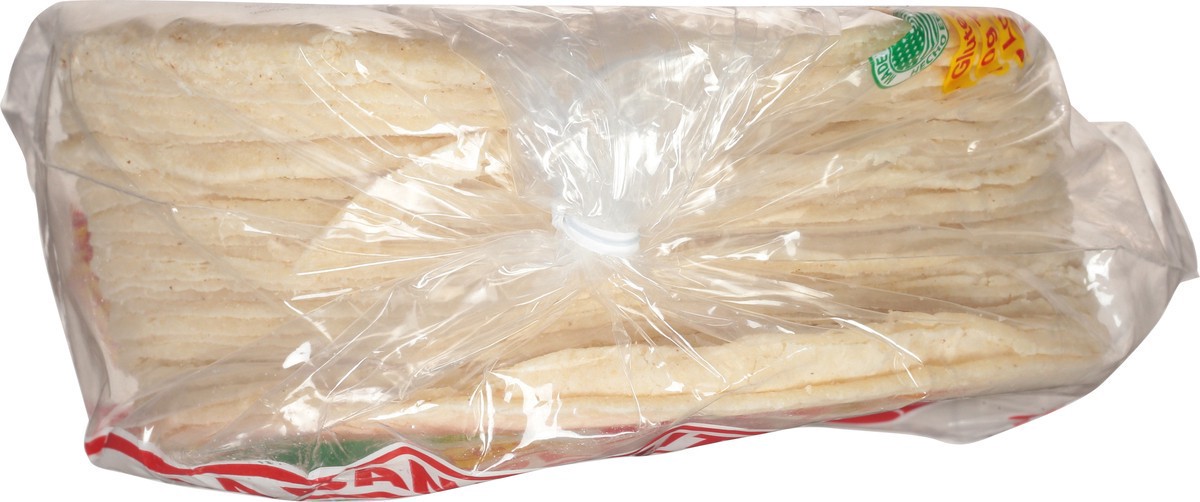 slide 8 of 9, La Banderita White Corn Tortilla, 30 ct