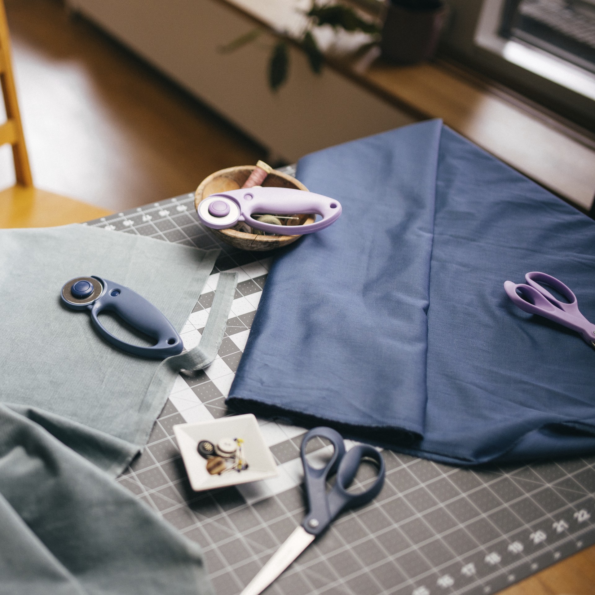 slide 4 of 9, Fiskars Manufacturing Fiskars 45mm Blue Loop Rotary Cutter, 45 mm