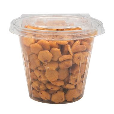 slide 1 of 1, Hy-Vee Crushed Red Pepper Crackers, To-Go Sized, 4 oz