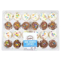 Fresh from Meijer Mini Chocolate & Vanilla Assorted Cupcakes 24 ct, 20 oz.