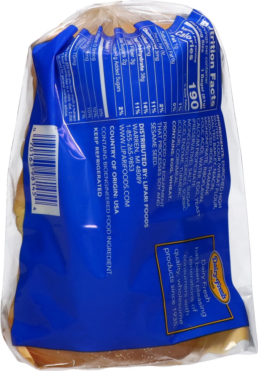 slide 6 of 14, Dairy Fresh Egg Bagels 5 ea, 5 ct