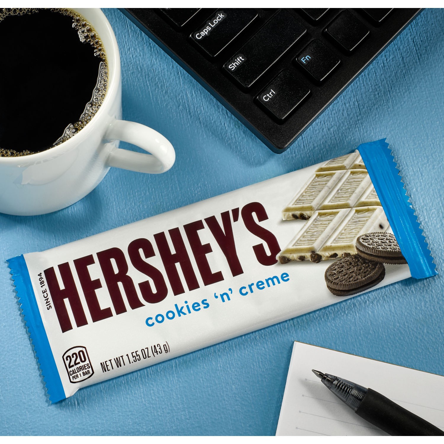 slide 7 of 8, HERSHEY'S COOKIES 'N' CREME Full Size, Individually Wrapped Candy Bars, 1.55 oz (6 count), 6 ct