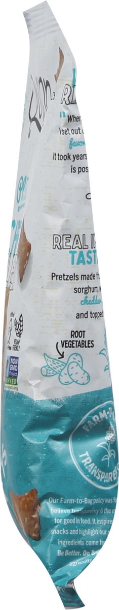 slide 2 of 9, Quinn Plant Based Cheezy Filled Pretzel, 5.8 oz