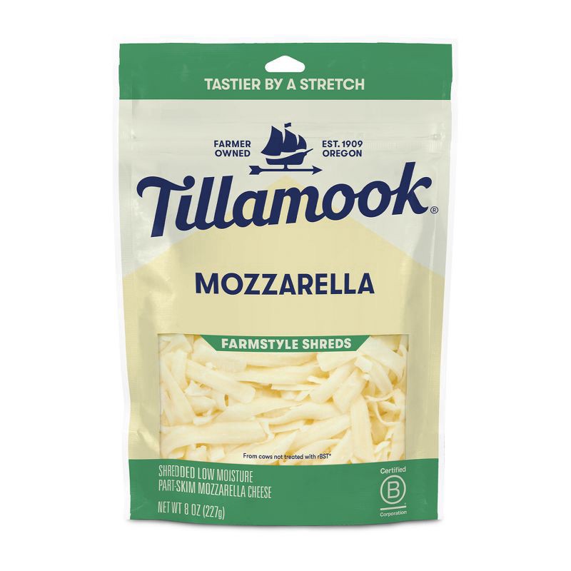 slide 1 of 1, Tillamook Mozzarella Shredded Cheese - 8oz, 8 oz
