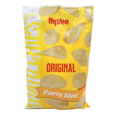 slide 1 of 1, Hy-Vee Original Potato Chips Party Size, 13 oz