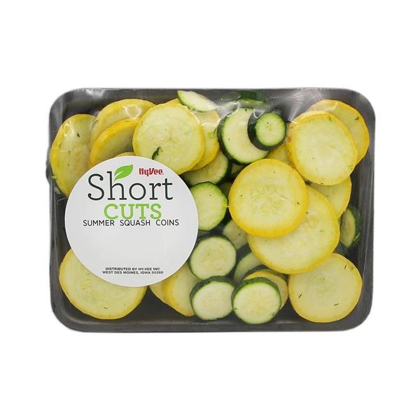 slide 1 of 1, Hy-Vee Short Cuts Summer Squash Coins, 1 ct