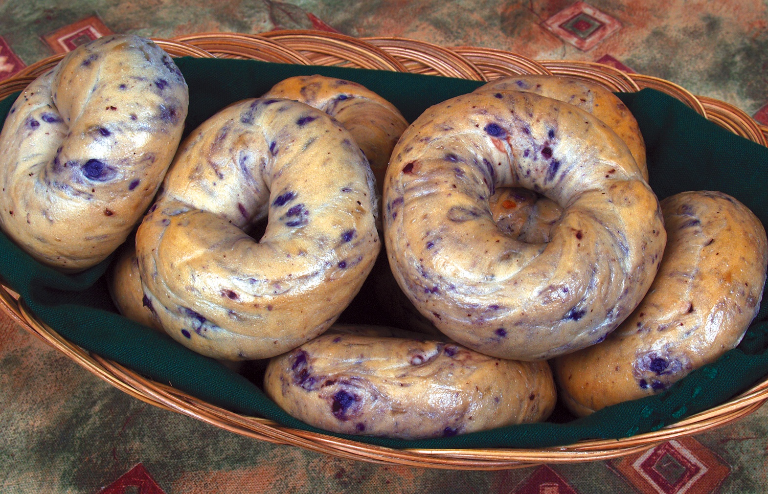 slide 1 of 1, Bakehouse Blueberry BaGels, 3 ct; 12 oz