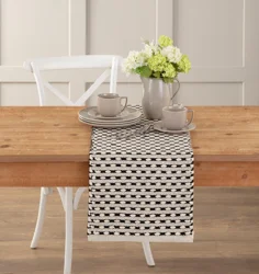 ROOM & RETREAT Rr Largo Runner