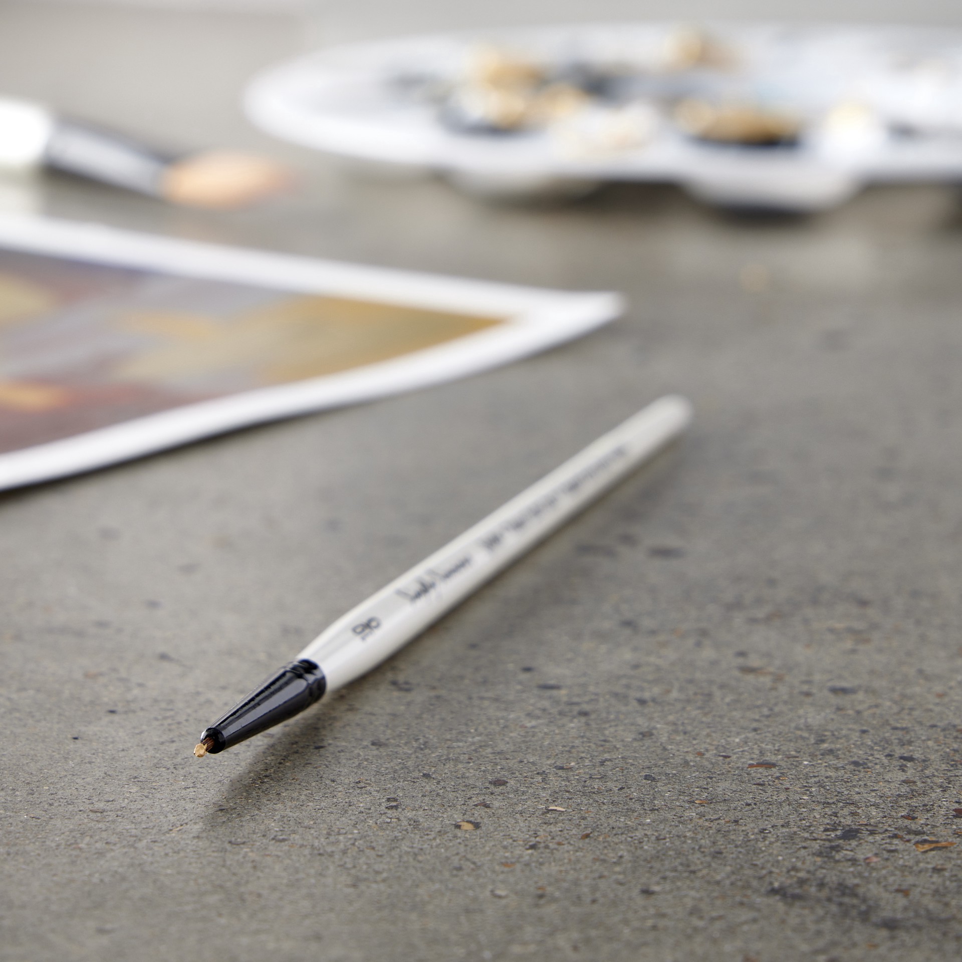 slide 2 of 2, Daler-Rowney Simply Simmons Short Handle Spotter Brush, 10/0