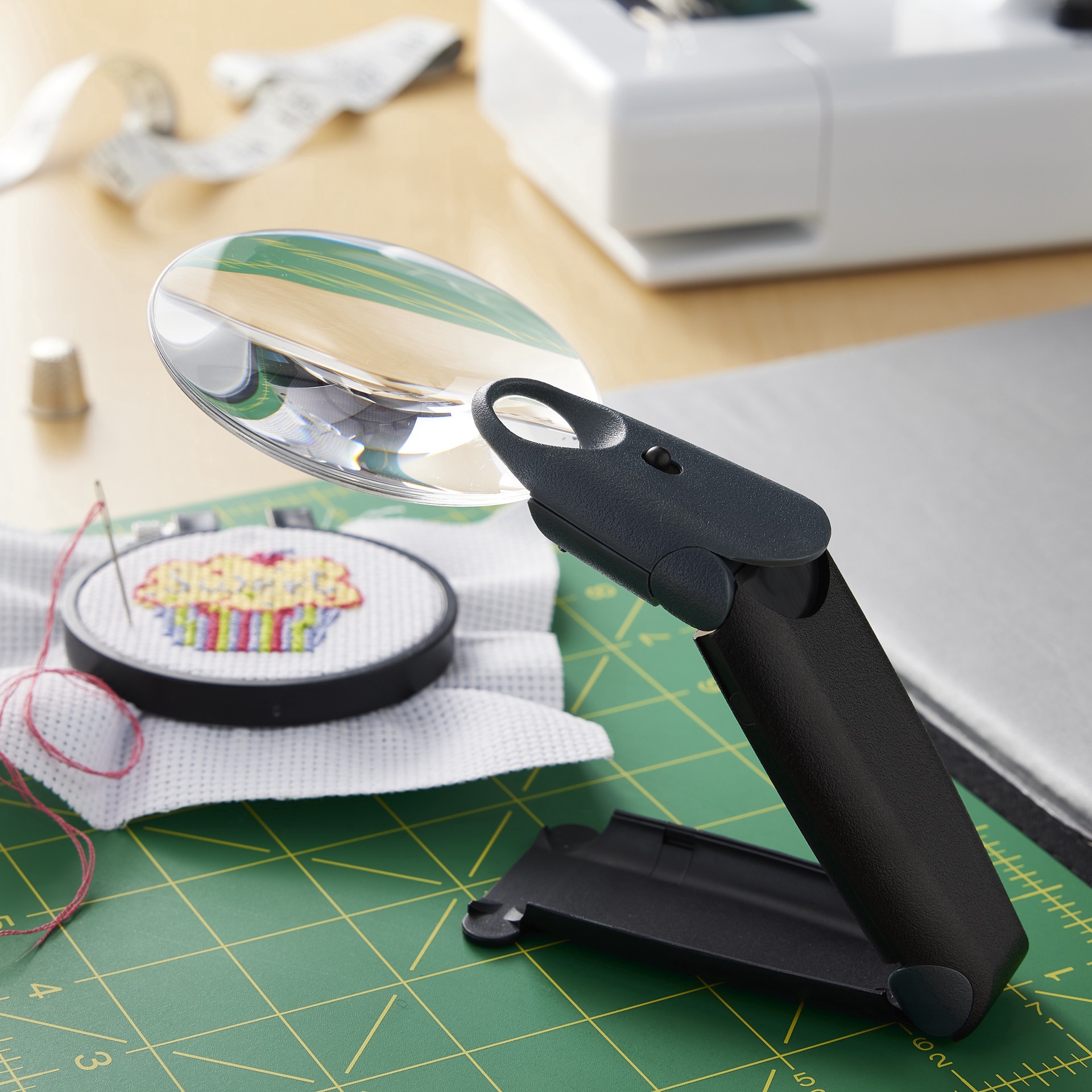 slide 3 of 3, Hand & Stand Magnifier With Led By Loops & Threads, 2.5x power