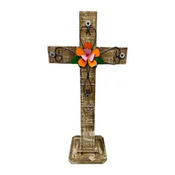 Creative Decor Sourcing Wooden Cross