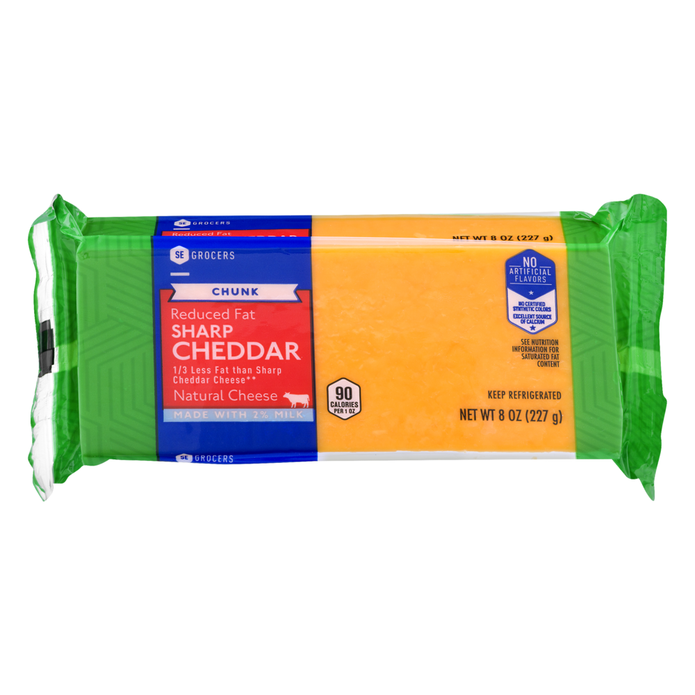 slide 1 of 1, SE Grocers Chunk Reduced Fat Sharp Cheddar Natural Cheese, 8 oz