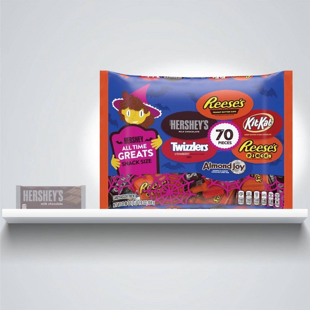 slide 5 of 6, Hershey's All Time Greats Chocolate And Sweets Snack Size Candy Assortment, 33.8 oz