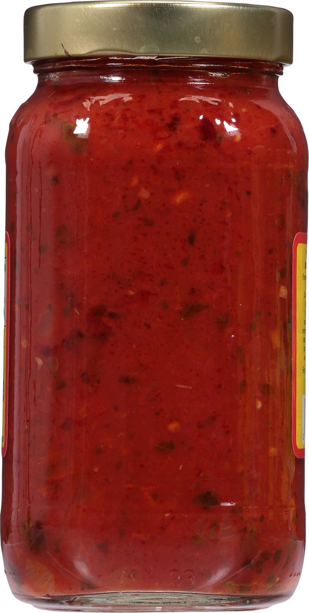 slide 5 of 9, Pastene Tomato & Basil Sauce, 24 oz