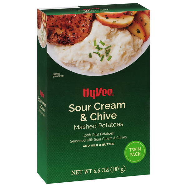 slide 1 of 1, Hy-vee Sour Cream & Chive 100% Russet Mashed Potatoes Seasoned With Sour Cream & Chives, 6.6 oz