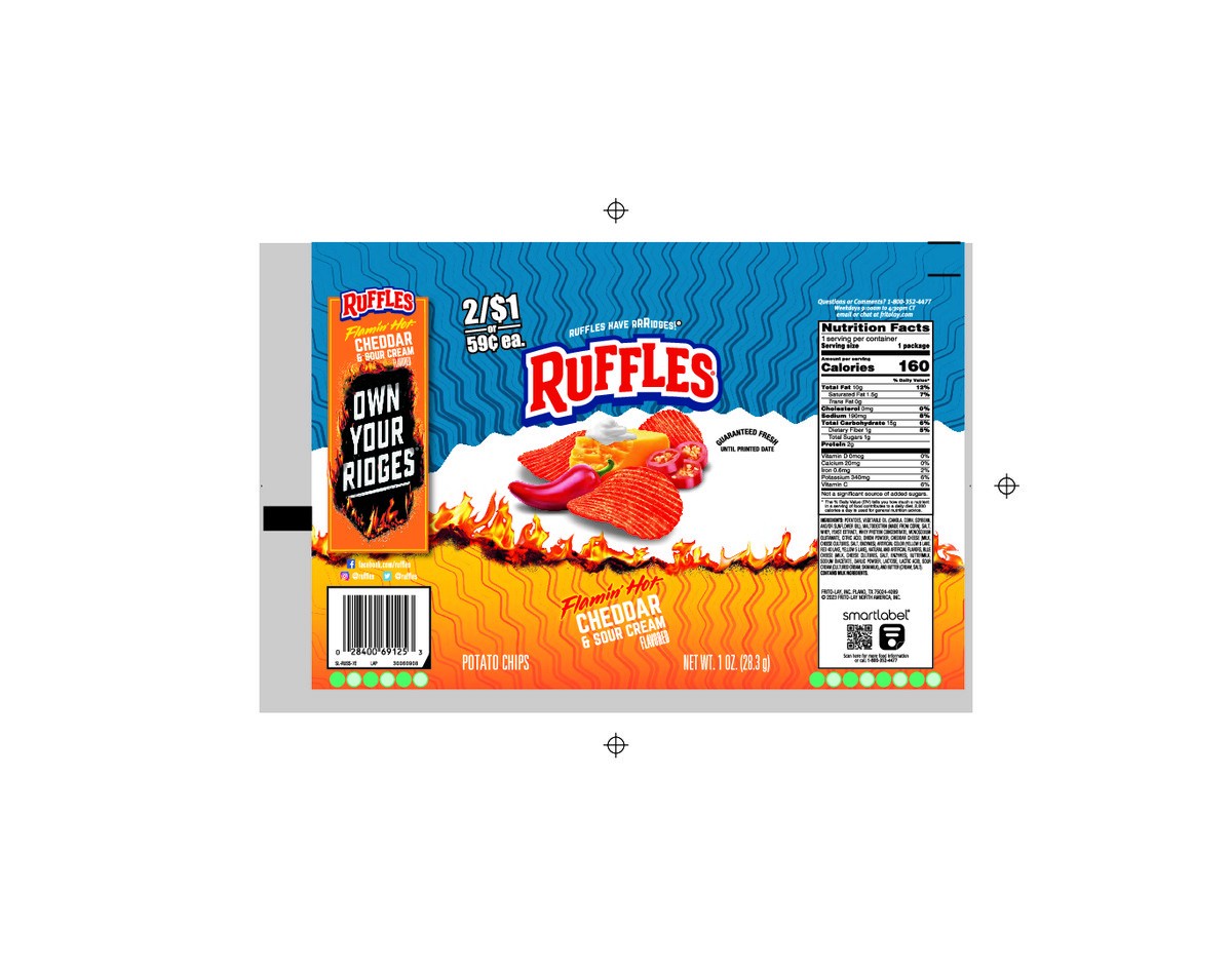slide 9 of 9, Ruffles Potato Chips Flamin'' Hot Cheddar & Sour Cream Flavored 1 Oz, 1 oz
