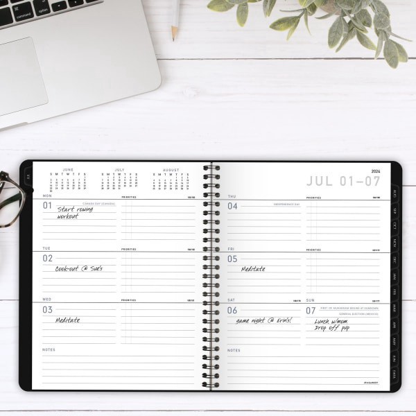 slide 3 of 10, 2024-2025 At-A-Glance Academic Weekly/Monthly Medium Planner, 7"" X 8-3/4"", Black, July To June, 1 ct
