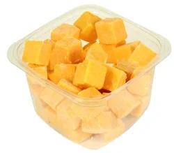 Bella Rosa Cheddar Cubes
