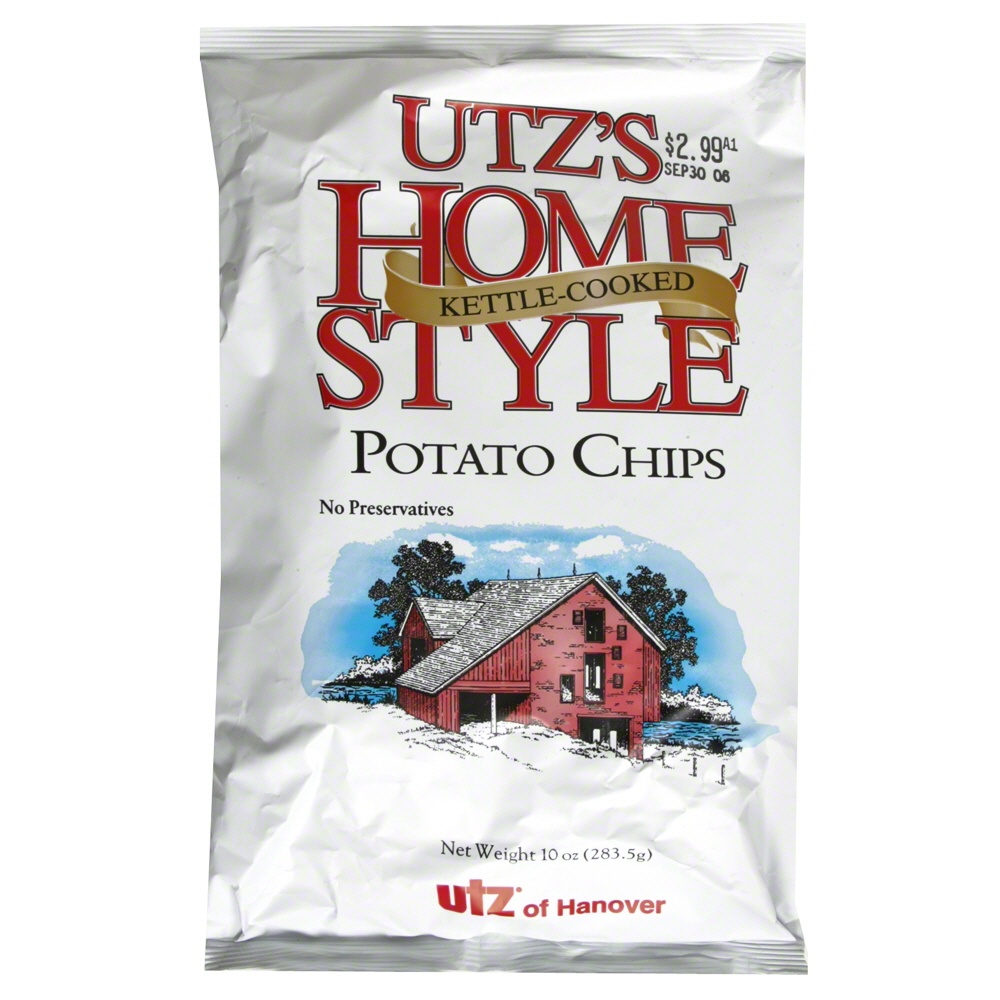 slide 1 of 1, Utz Spicy Cayenne Chili Sauce Seasoning Hot Pepper Kettle Style Potato Chips, 7 oz