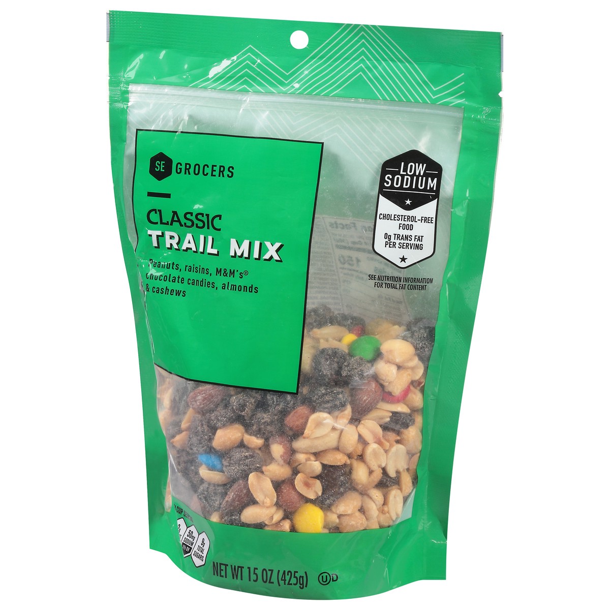 slide 3 of 4, SE Grocers Classic Trail Mix, 15 oz