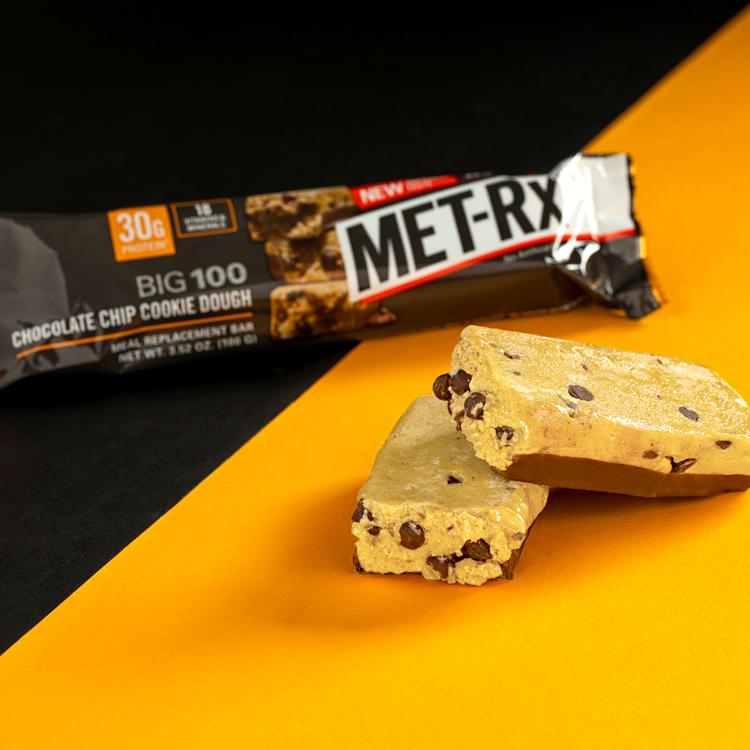 slide 6 of 7, Met-Rx Big 100 Meal Replacement Bar, Chocolate Chip Cookie Dough, 4 ct