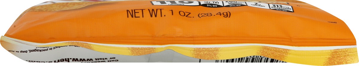 slide 9 of 9, Herr's Baked Cheddar & Sour Cream Flavored Potato Crisps 1 oz, 1 oz