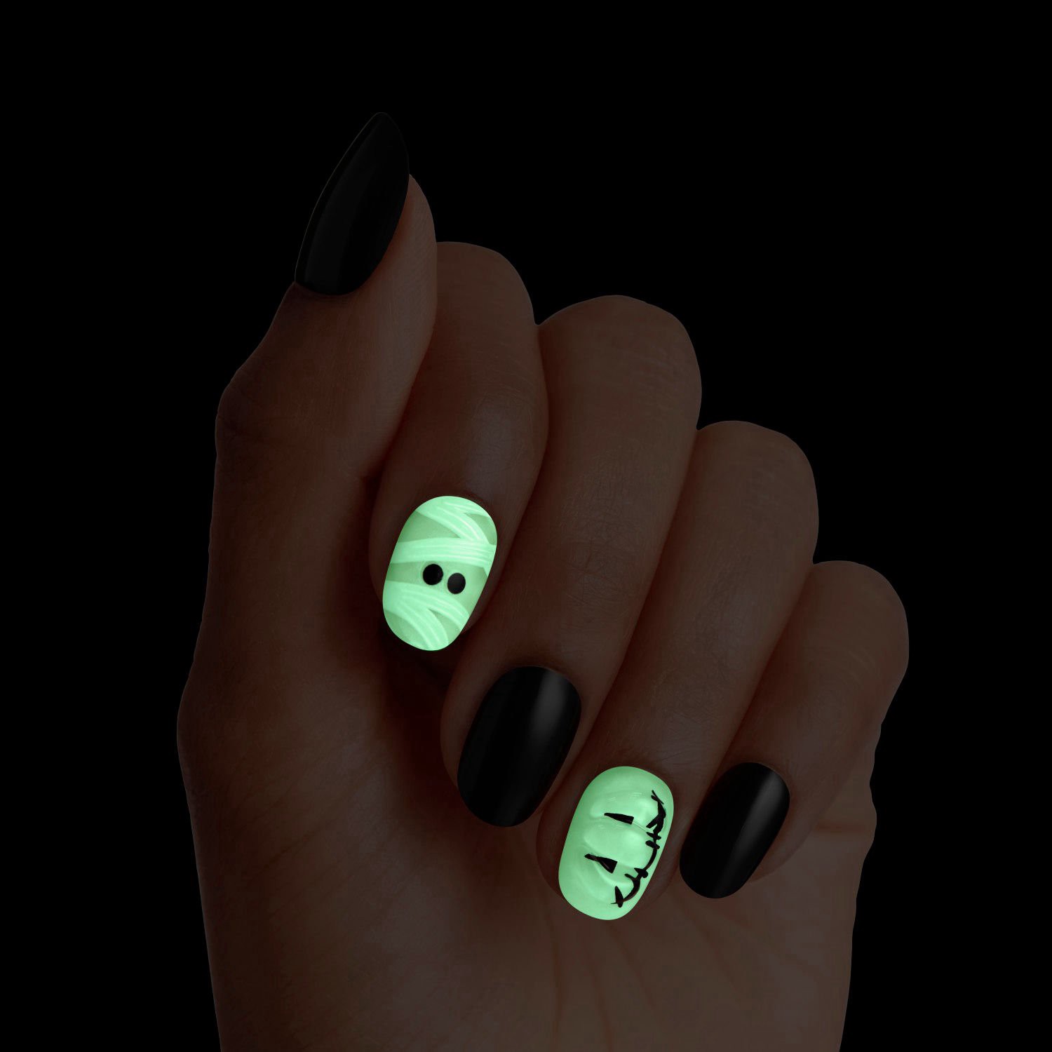 slide 3 of 5, Kiss Voguish Fantasy Nails, Creepy Flavors, 1 ct