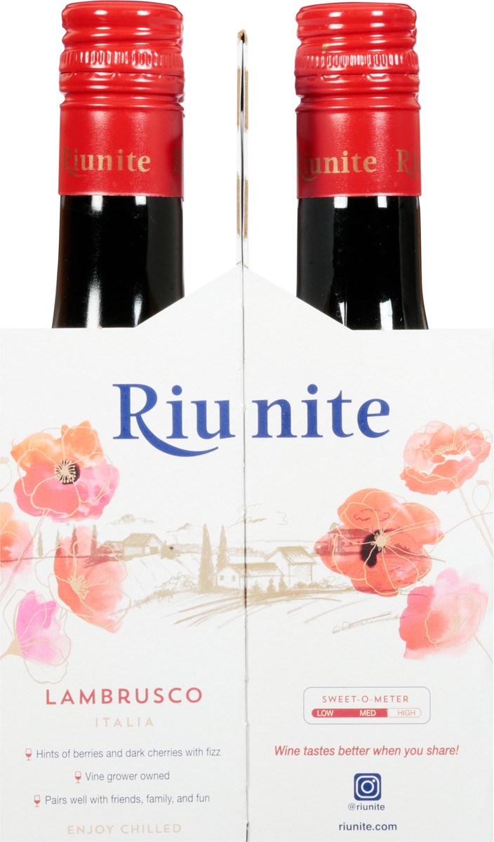 slide 2 of 9, Riunite Lambrusco 4 Pack, 187 ml