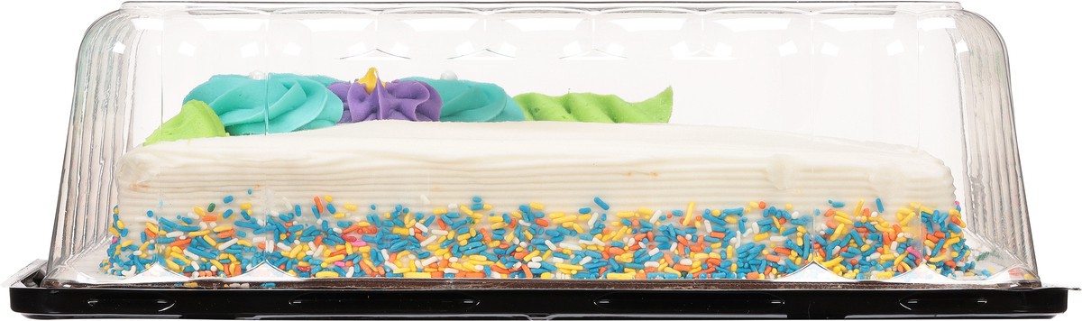 slide 10 of 13, Sabrina's 1/4 Sheet Decorated Gold Cake 64 oz, 64 oz