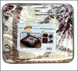 Hiyoko 2 Ply Embossed Queen Size Blanket Floral Print