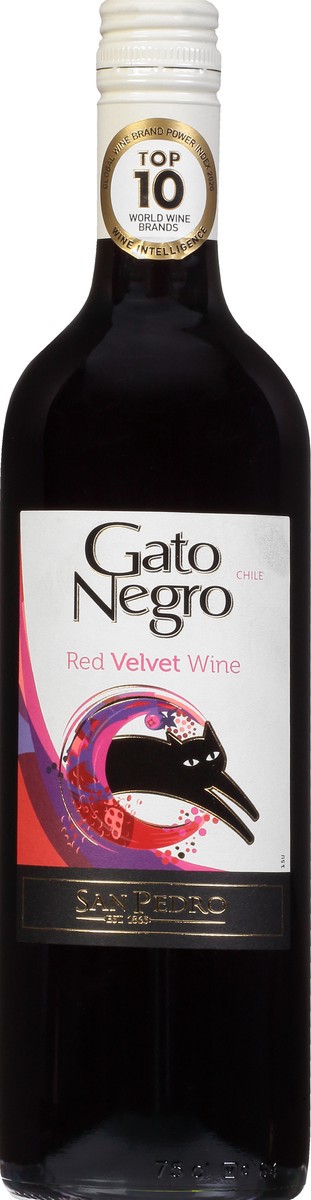 slide 5 of 8, Gato Negro Red Velvet, 750 ml