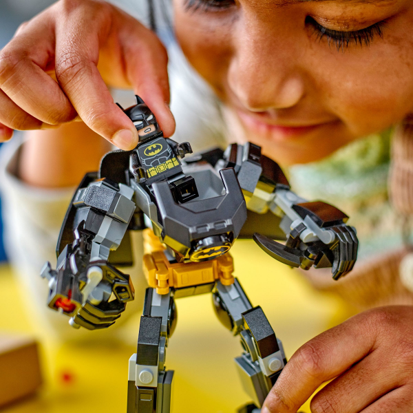 slide 17 of 21, Lego Super Heroes Dc Tbd 76270, 4 ct