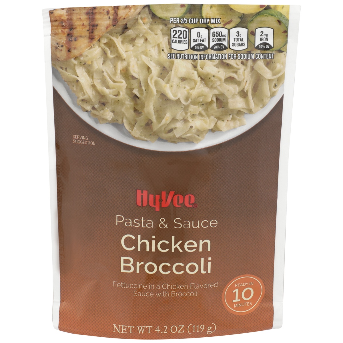 slide 1 of 1, Hy-vee Chicken Broccoli Fettuccine Pasta In A Chicken Flavored Sauce With Broccoli, 4.2 oz