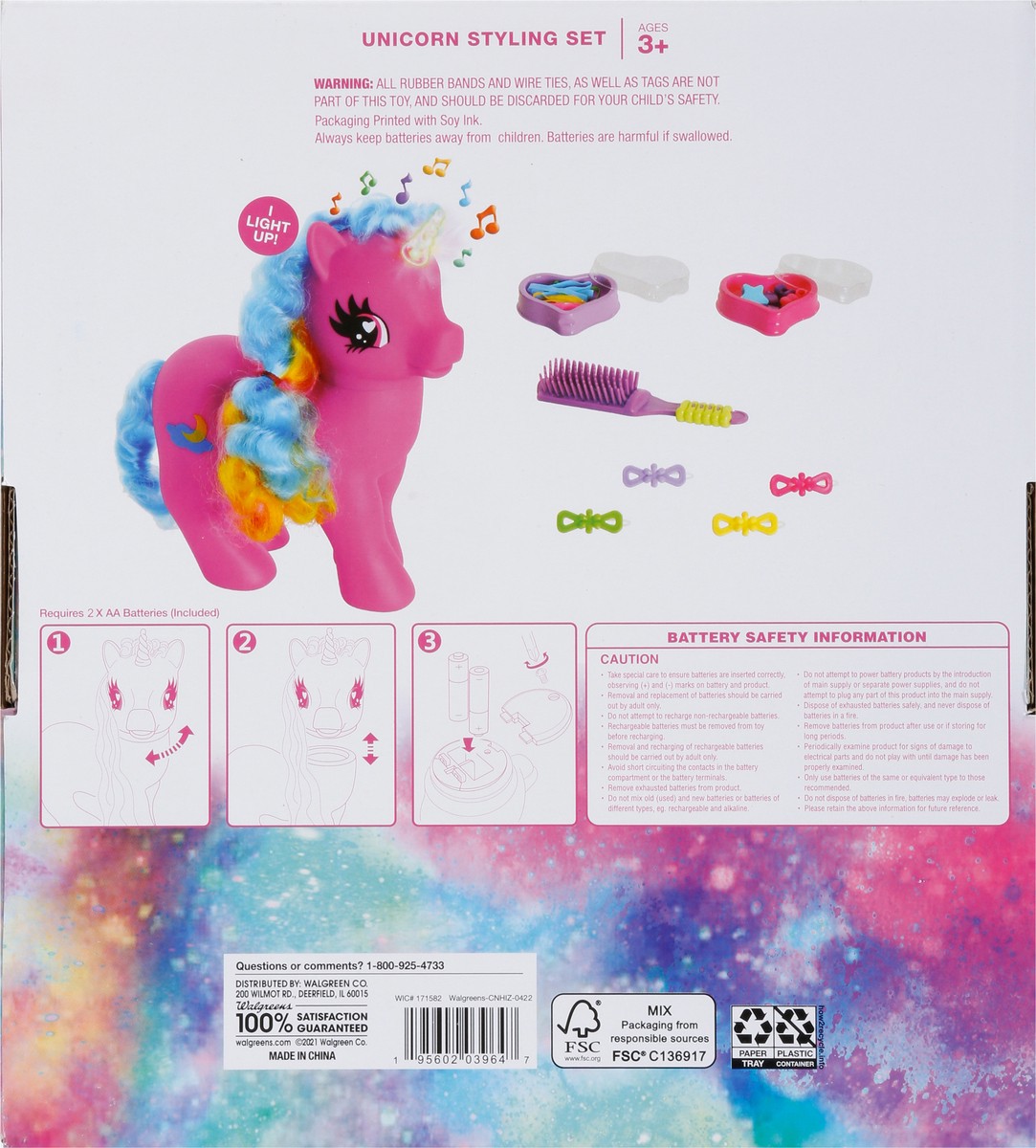 slide 2 of 13, Rainbow Dreams Unicorn Styling Set 8 Pieces, 1 ct