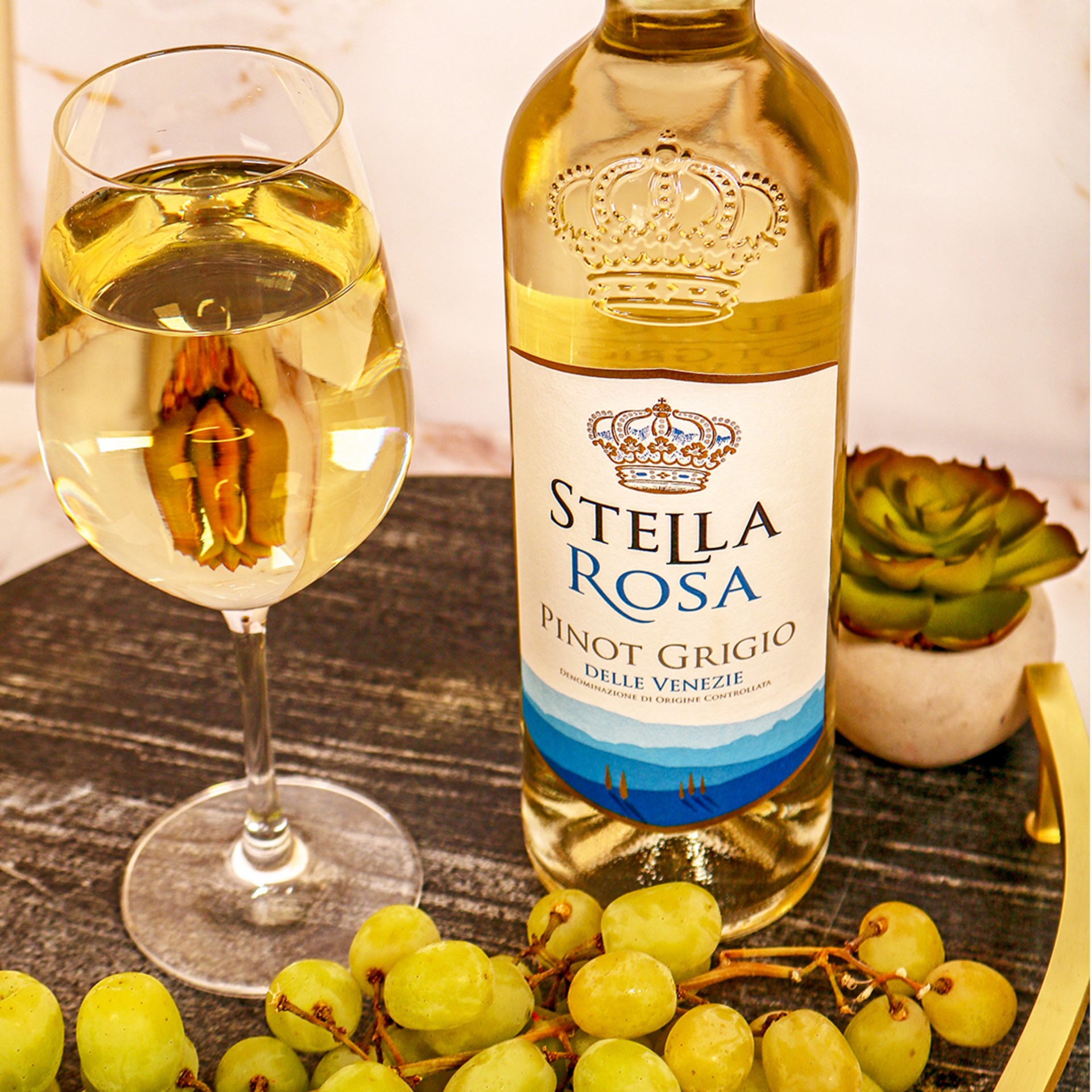 slide 9 of 9, Stella Rosa Pinot Grigio Italian White Wine 750 ml, 750 ml