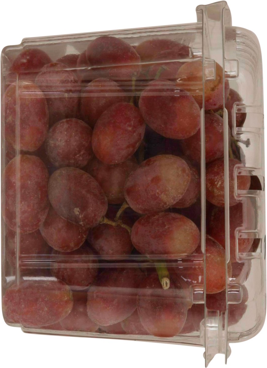 slide 9 of 12, Eat Well Organics Seedless Organic Red Grapes 1 lb, 16 oz