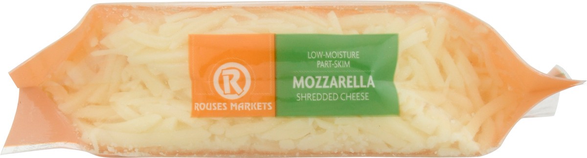 slide 7 of 9, Rouses Markets Mozzarella Shredded Cheese 8 oz, 8 oz